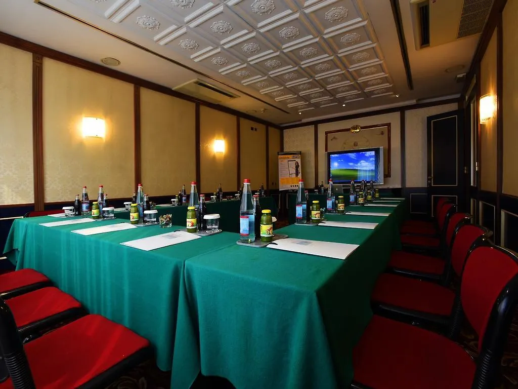 C-Hotels Rubens Milano 4*,