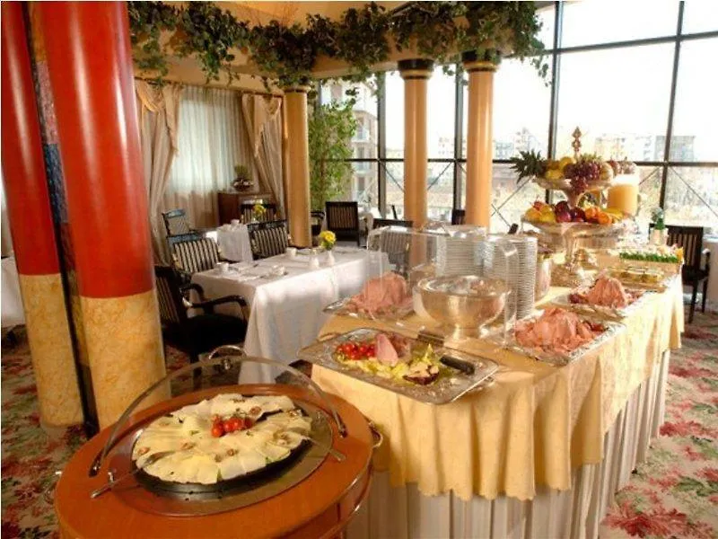 C-Hotels Rubens Milan 4*,